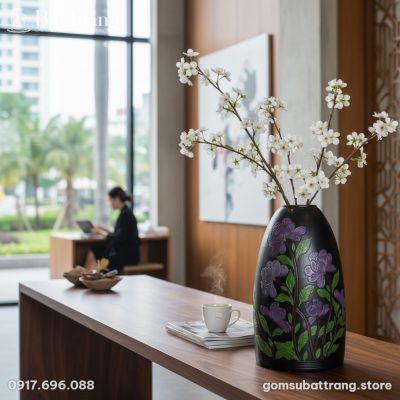 Lọ hoa dáng chuông Bát Tràng họa tiết hoa tím 4...