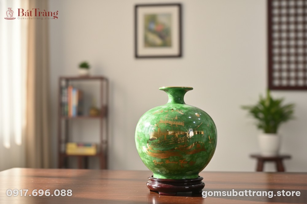 Cận cảnh bình hút lộc Thuận Buồm Xuôi Gió xanh ...