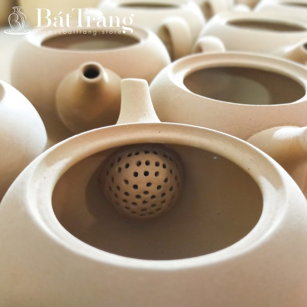 Ấm chén Bát Tràng