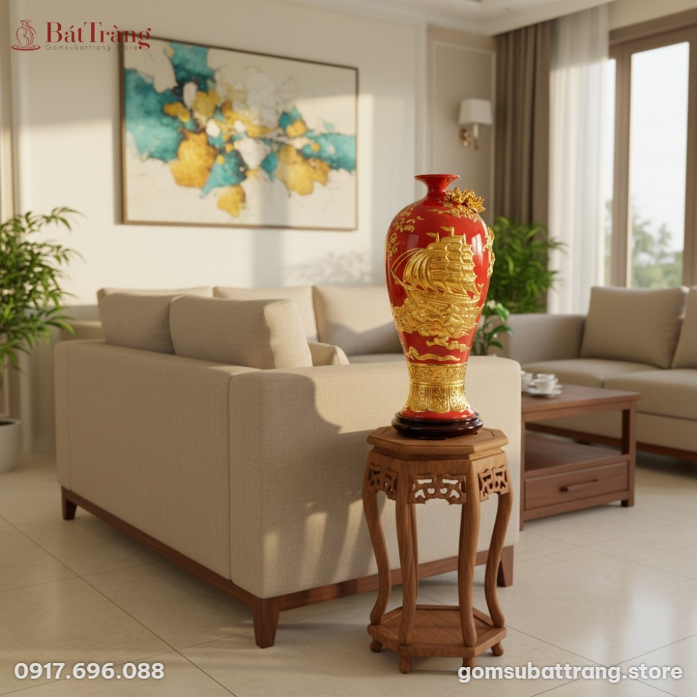 Bình Mai Thuận Buồm Xuôi Gió 42cm đặt trên một ...