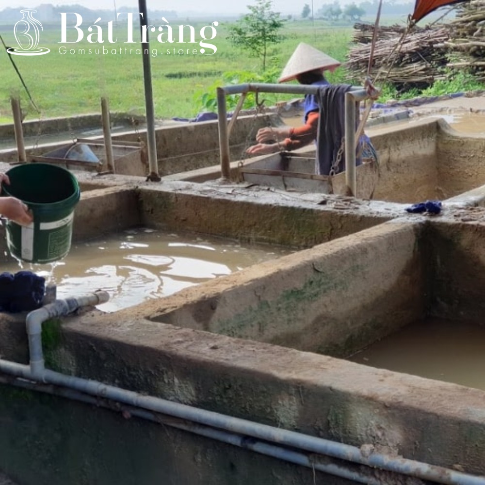 Xử lý đất làm gốm Bát Tràng