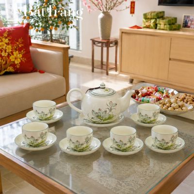 Bộ Ấm Chén Men Kem Vẽ Tay Hoa Sen Thanh Tao Bát Tràng ST-AC01 - Chi tiết 3