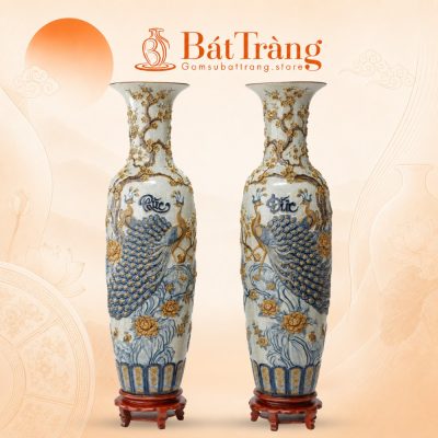 Lục bình họa tiết Công Đào Men rạn đắp nổi Bát Tràng ST-LB01