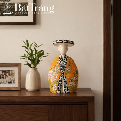 Tượng Gốm Sứ Cô Gái Việt Dáng Áo Dài Họa Tiết Cổ Truyền ST-TG13 - Chi tiết 3