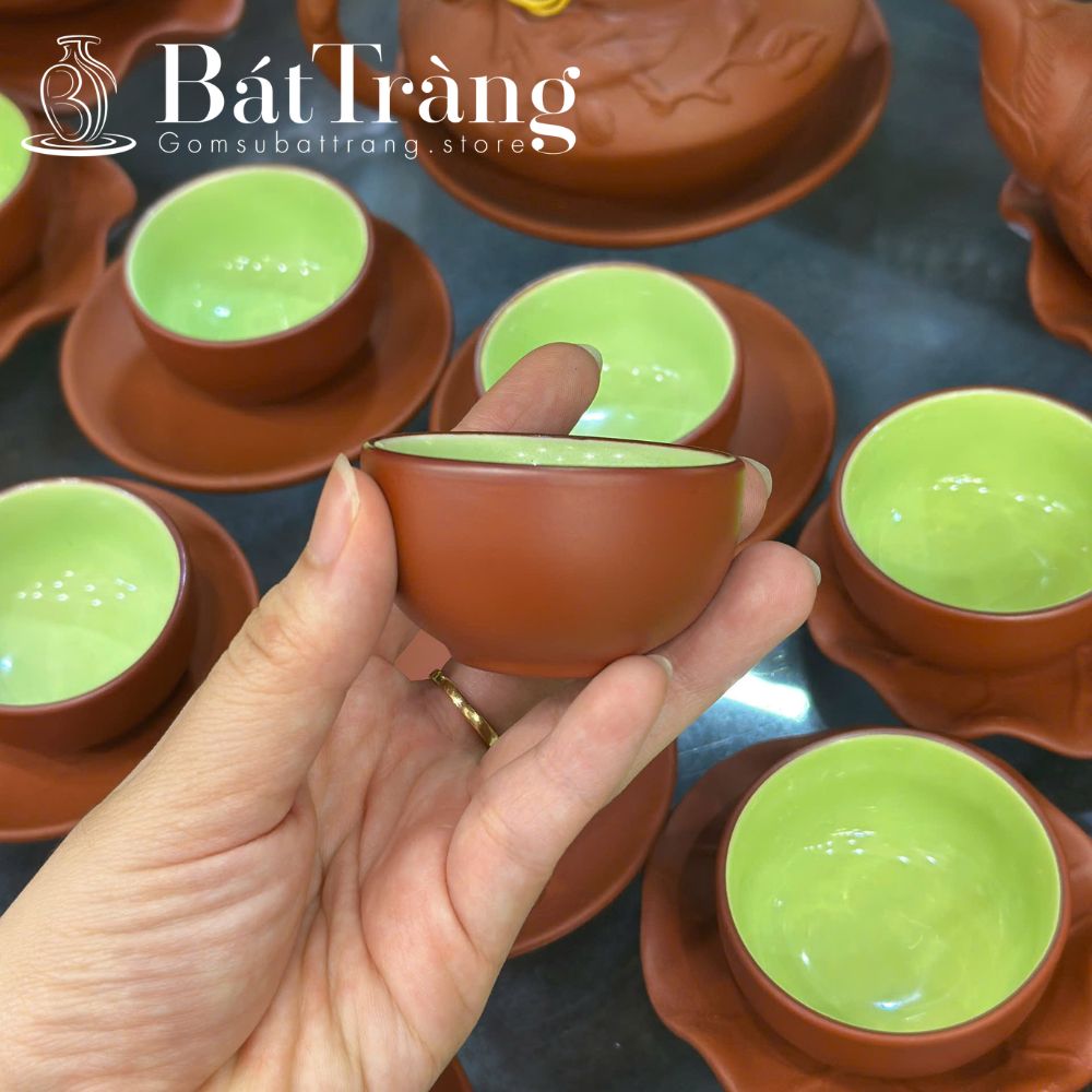 Ấm chén Bát Tràng