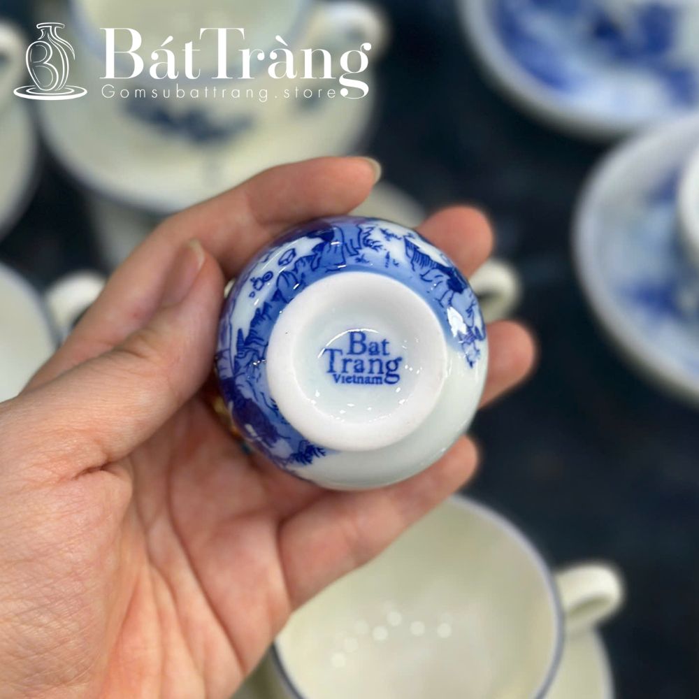 Ấm chén Bát Tràng