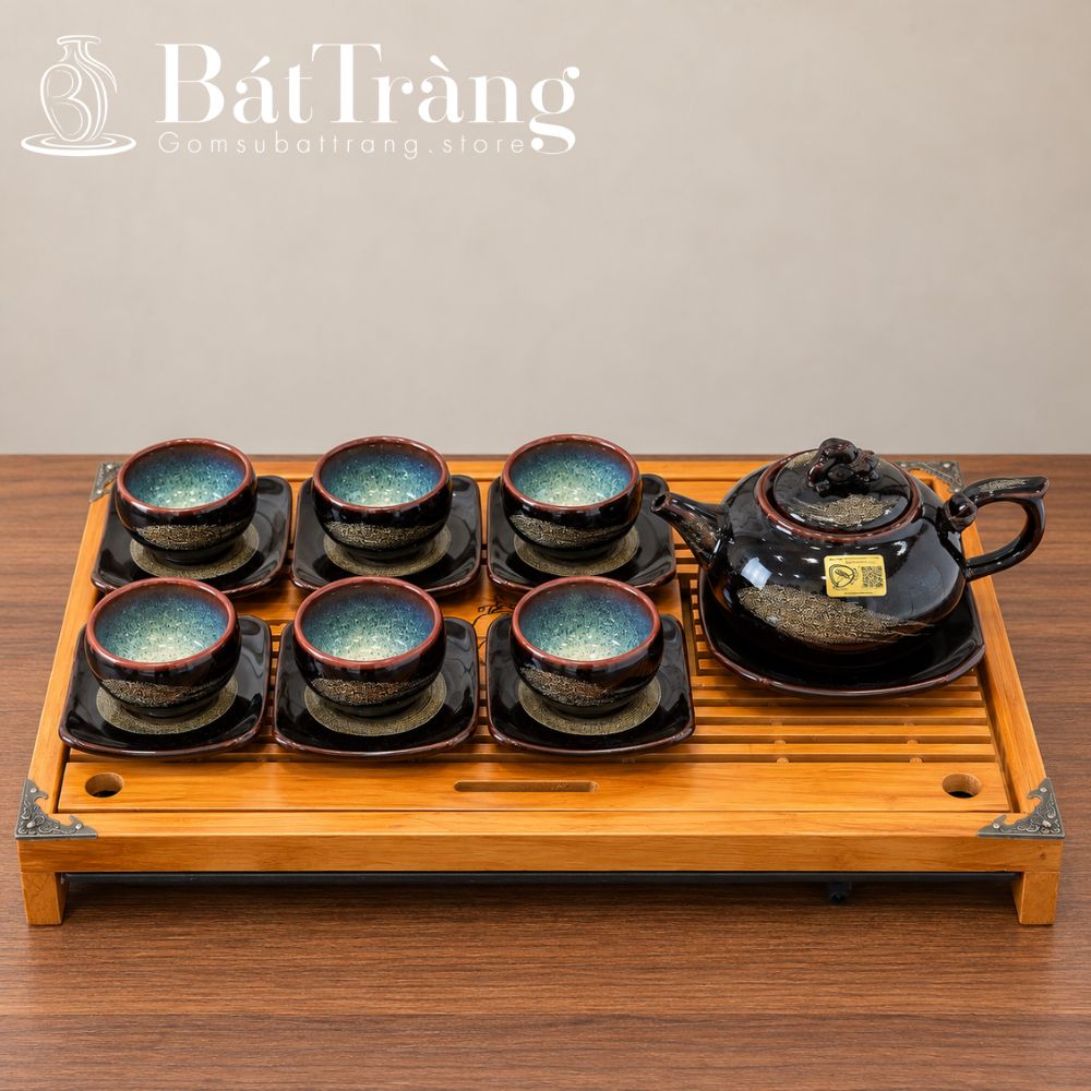 Ấm chén Bát Tràng