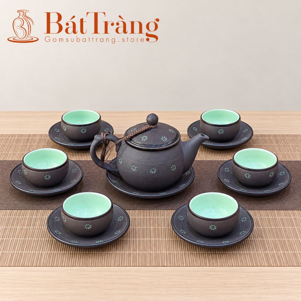 Ấm chén Bát Tràng