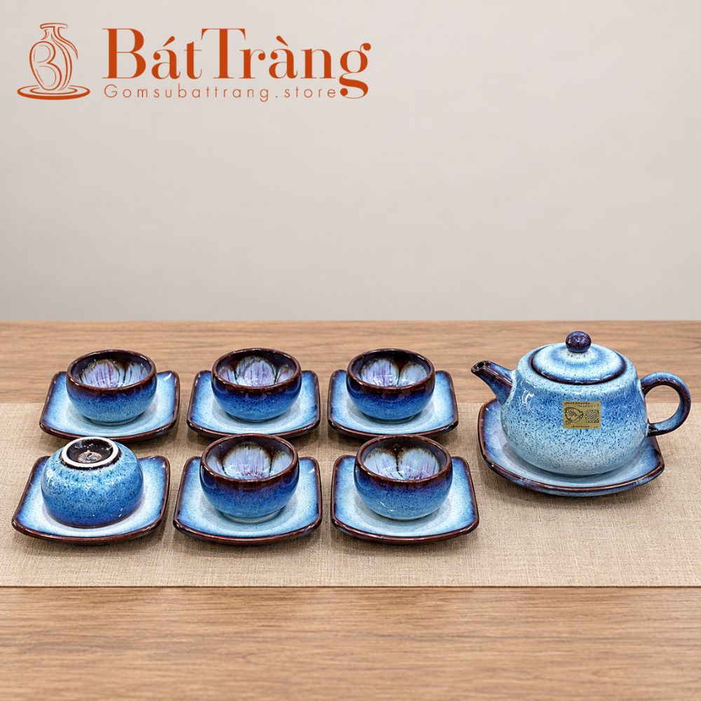 Ấm chén Bát Tràng